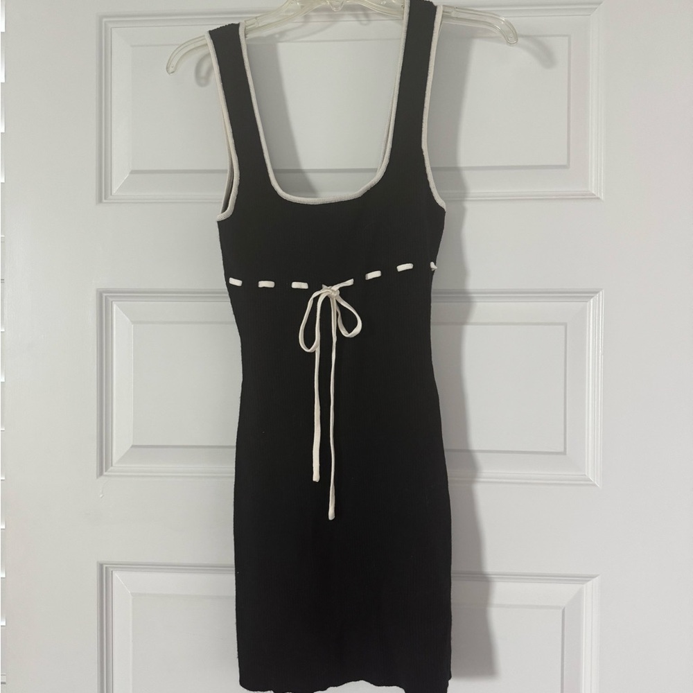Vestique Black Knit Mini Dress with White Details
